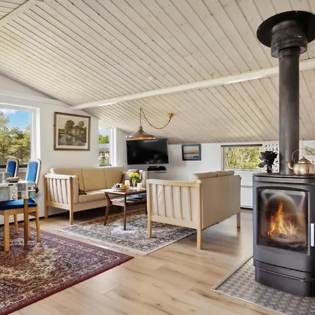 Beautiful In With Wifi Holiday home